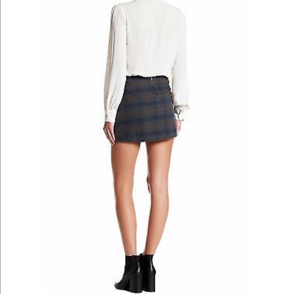 ♦️SOLD♦️Free People Tessa Plaid Faux Wrap Mini Ski - Picture 3 of 13